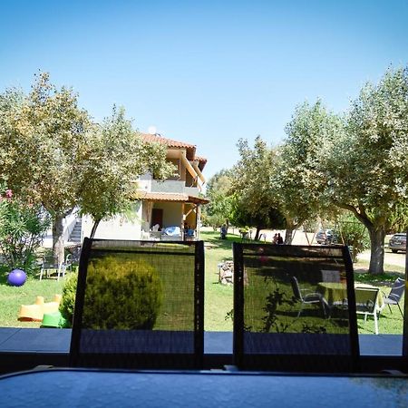 Anna Pousi Studios & Apartment Ormos Panagias Buitenkant foto