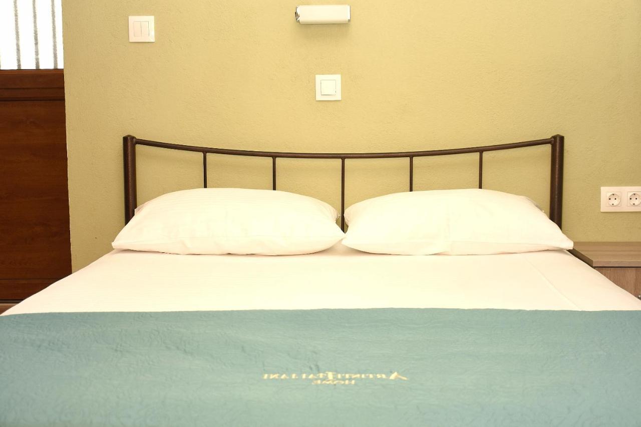 Anna Pousi Studios & Apartment Ormos Panagias Buitenkant foto