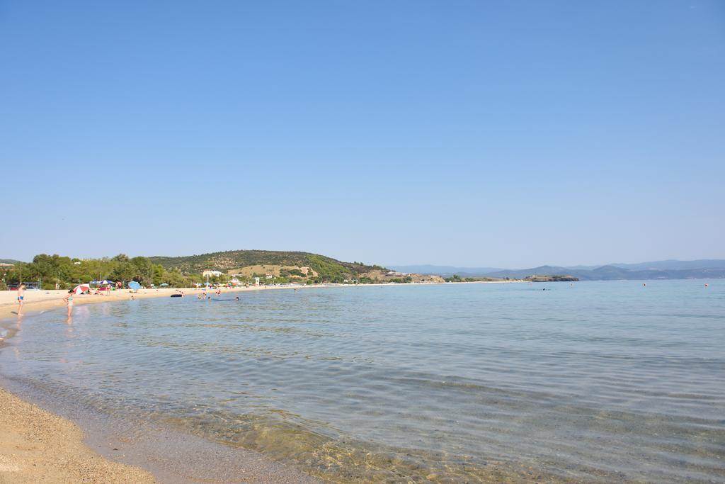 Anna Pousi Studios & Apartment Ormos Panagias Buitenkant foto