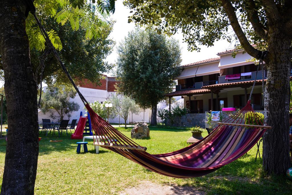 Anna Pousi Studios & Apartment Ormos Panagias Buitenkant foto
