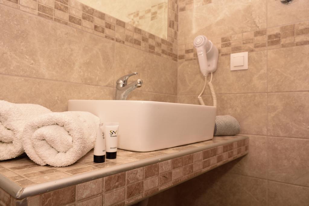 Anna Pousi Studios & Apartment Ormos Panagias Buitenkant foto