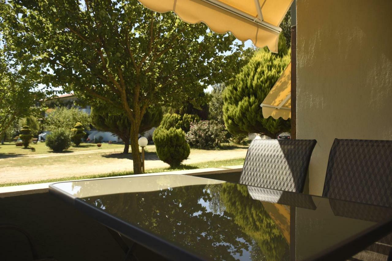 Anna Pousi Studios & Apartment Ormos Panagias Buitenkant foto