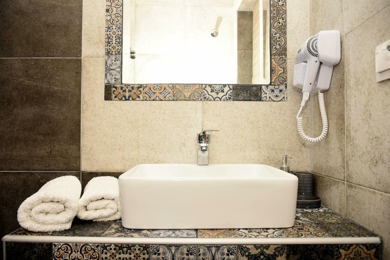 Anna Pousi Studios & Apartment Ormos Panagias Buitenkant foto